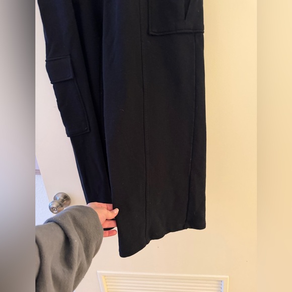 BLACK Flare Cargo Sweatpants (cover photo for reference) - Picture 6 of 7